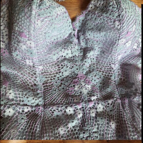NWOT VICTORIA SECRET ( 32C ) Lilac Floral Lace Bustier Corset Top - Picture 2 of 8